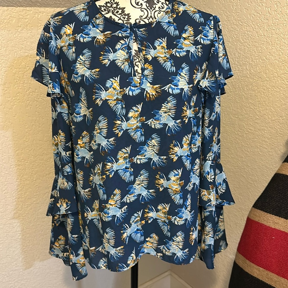 Finn & Grace Blue Bird Blouse Sz M